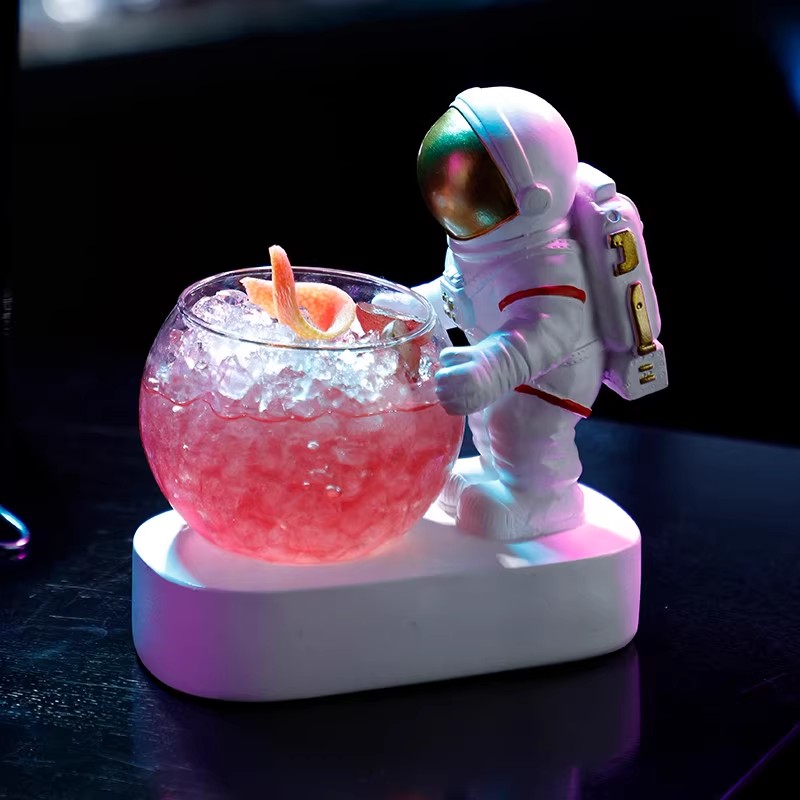 Wine Beer Mixed Drinks - 250ml Creative Astronaut Design Personalized Luminous